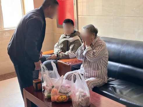 【大同安定医院】家属探视暖人心 安全管理不放松——我院有序安排患者家属探视 